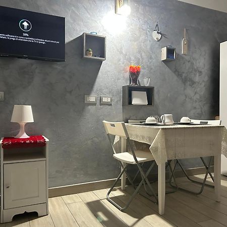Vico21 Guest House Νάπολη Εξωτερικό φωτογραφία